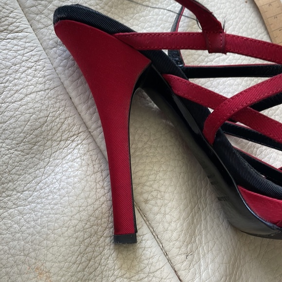 Red Dolce and Gabbana Heels Size 39.5 - Picture 8 of 14